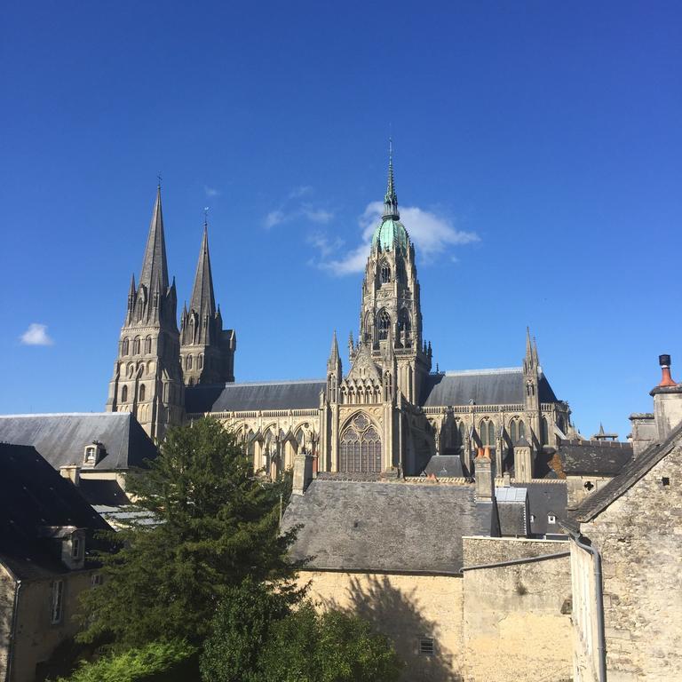 La Tour Louise Bed & Breakfast Bayeux Phòng bức ảnh