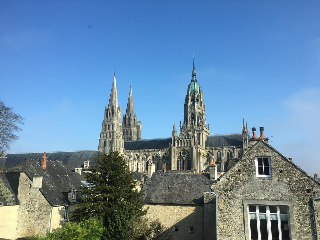 La Tour Louise Bed & Breakfast Bayeux Ngoại thất bức ảnh